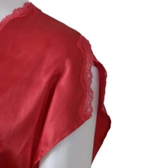 Victoria's Secret  Red Satin Robe Short Sleeve Lace Trim Short Size Medium - Picture 6 of 9